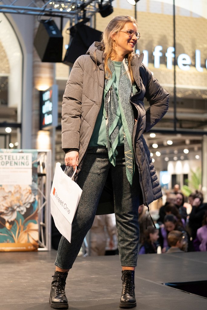 Modeshow 109.jpg
